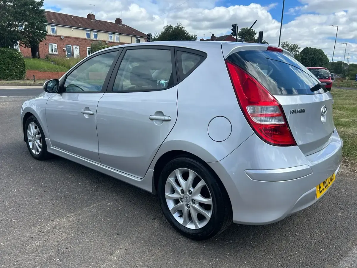 Used Hyundai i30 Comfort 2011 Silver Hatchback