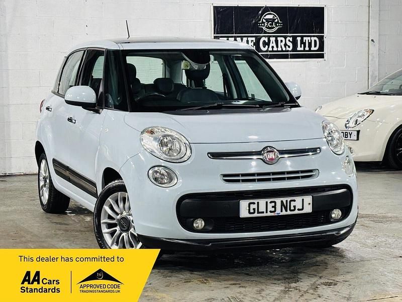 Blue Used 2013 Fiat 500L Lounge MPV | £4,000 (Fair price) - Image 1/3