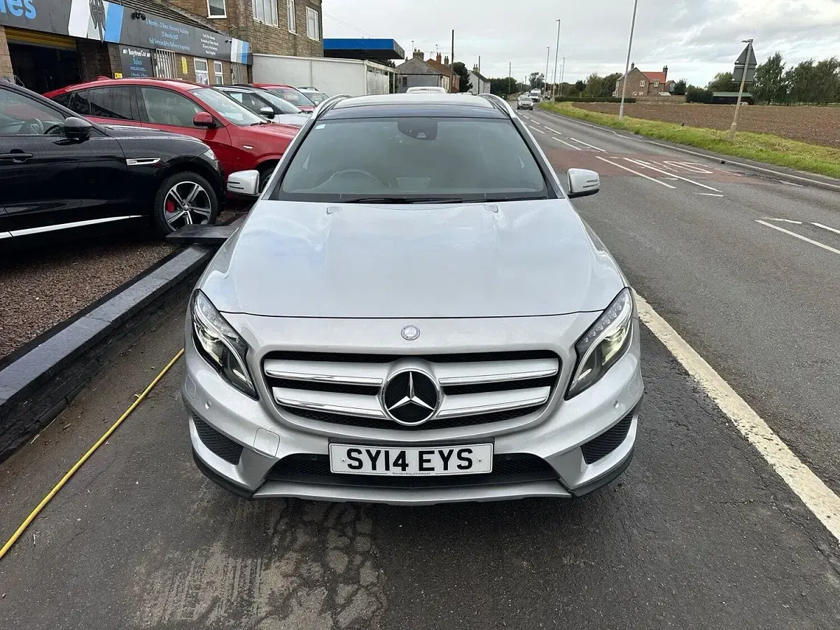 Used Mercedes GLA220 AMG line 170 HP (125 kW) 2014 Silver SUV