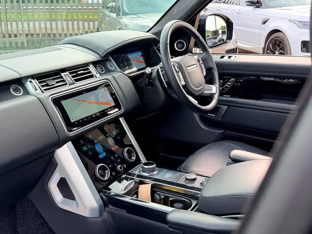 Gebraucht Land Rover Range Rover Autobiography 404 PS (297 kW) 2019 Schwarz SUV