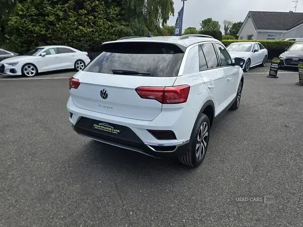 Used VW T-Roc Active 150 HP (110 kW) 2022 White SUV