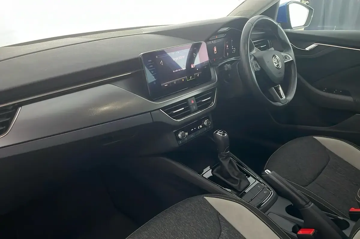 Used Skoda Scala SE L 150 HP (110 kW) 2019 Blue Hatchback