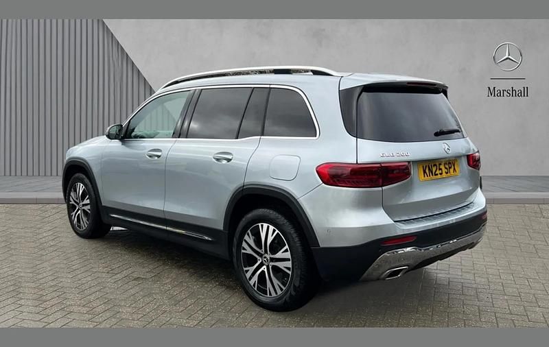 Used Mercedes GLB200 Executive 161 HP (118 kW) 2025 Silver SUV