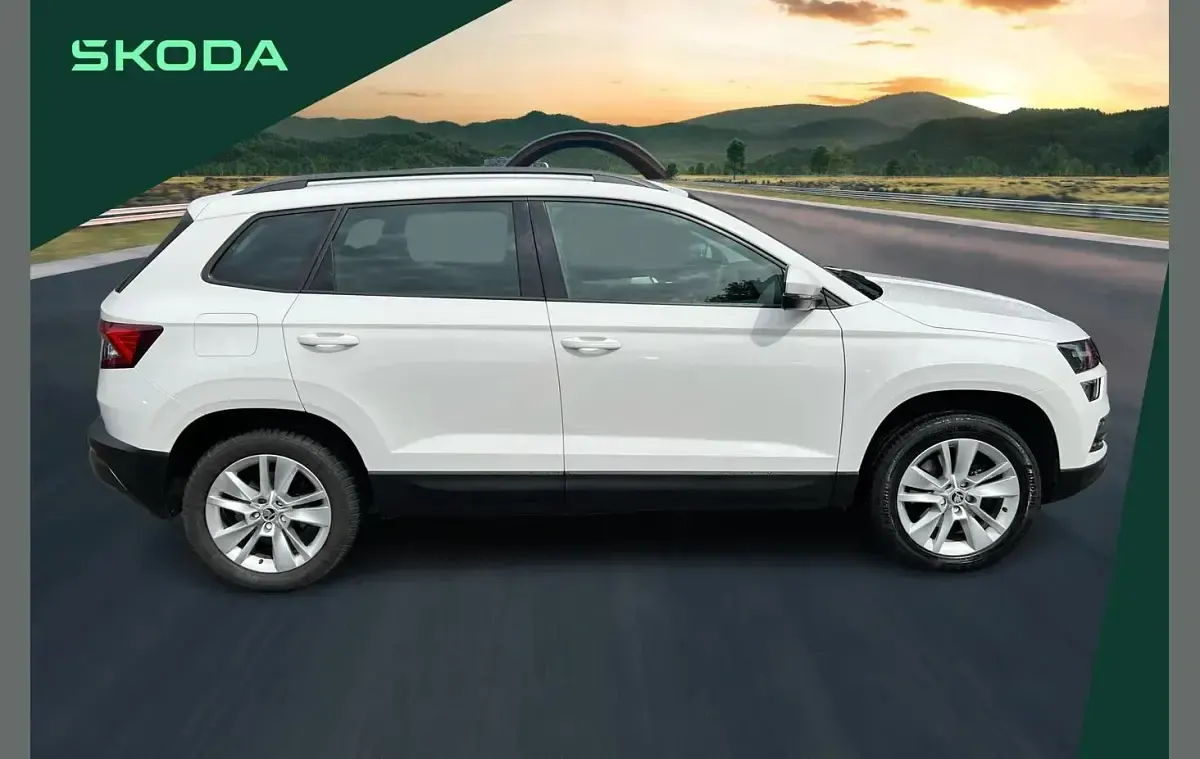 Used Skoda Karoq SE Technology 150 HP (110 kW) 2018 White SUV