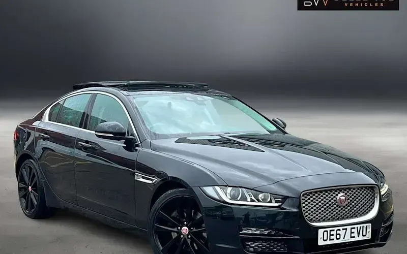 Used Jaguar XE Portfolio 179 HP (131 kW) 2019 Sedan