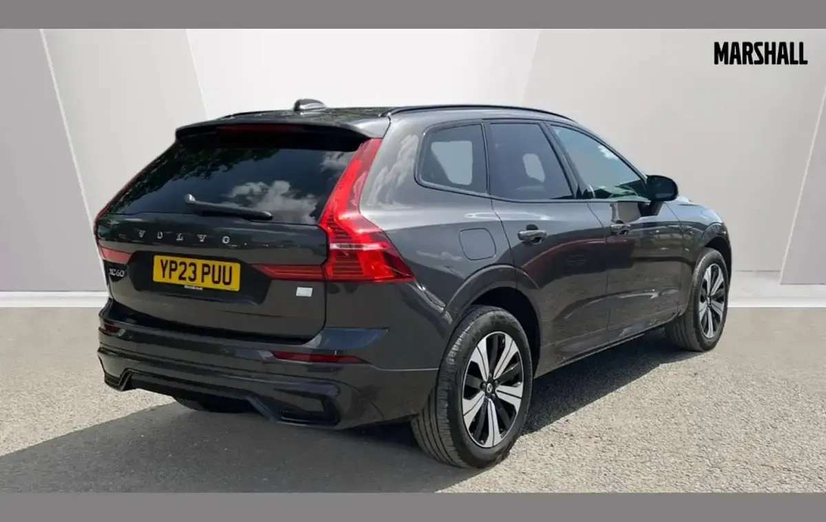 Used Volvo XC60 Plus 350 HP (257 kW) 2023 Grey SUV