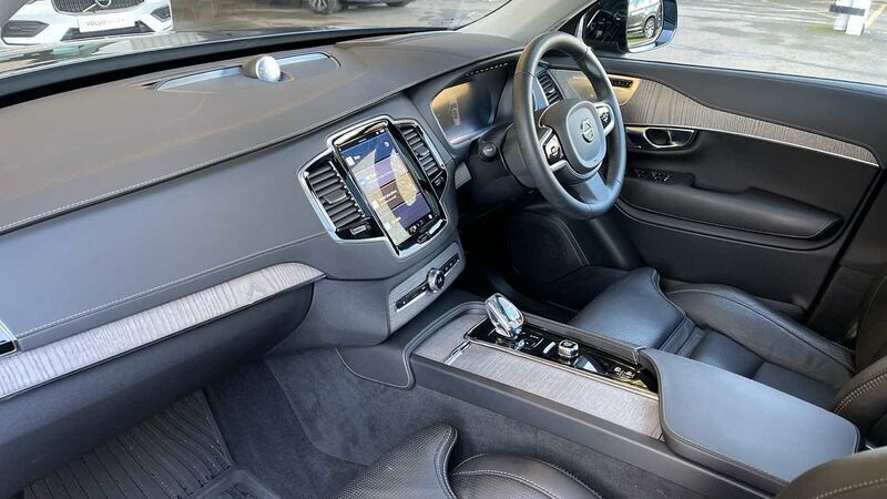Used Volvo XC90 Ultimate 247 HP (181 kW) 2023 Blue SUV