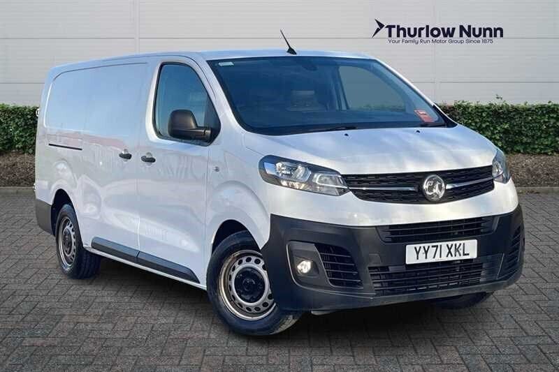 White Used 2021 Vauxhall Vivaro S Van | £11,299 (Fair price) - Image 1/4