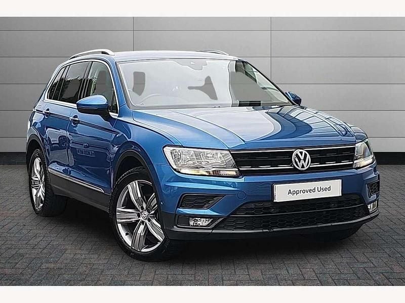 Blue Used 2019 VW Tiguan Match SUV | £20,050 (Fair price) - Image 1/3