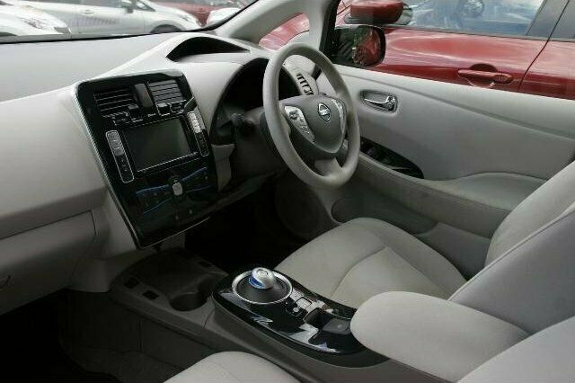 Usado Nissan Leaf 80 kW (109 HP) 2012 Citadino