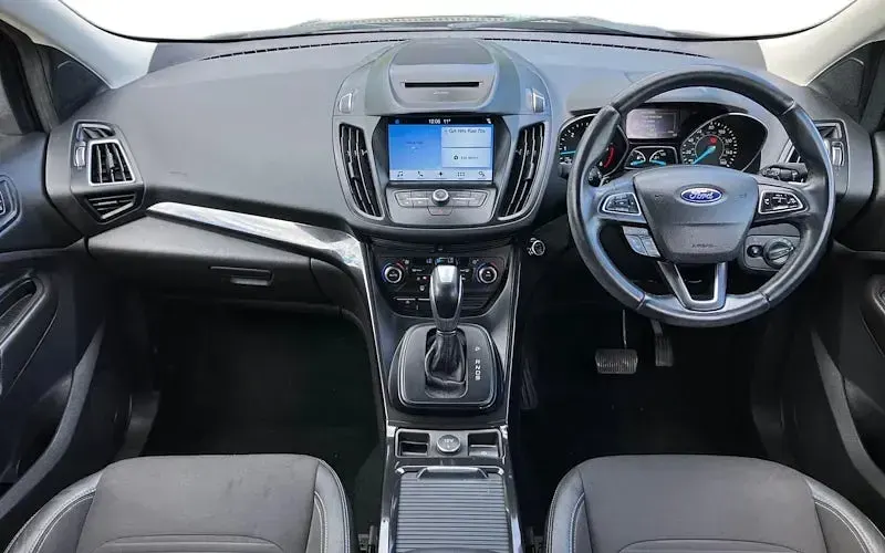 Used Ford Kuga Titanium 179 HP (131 kW) 2017 Grey SUV