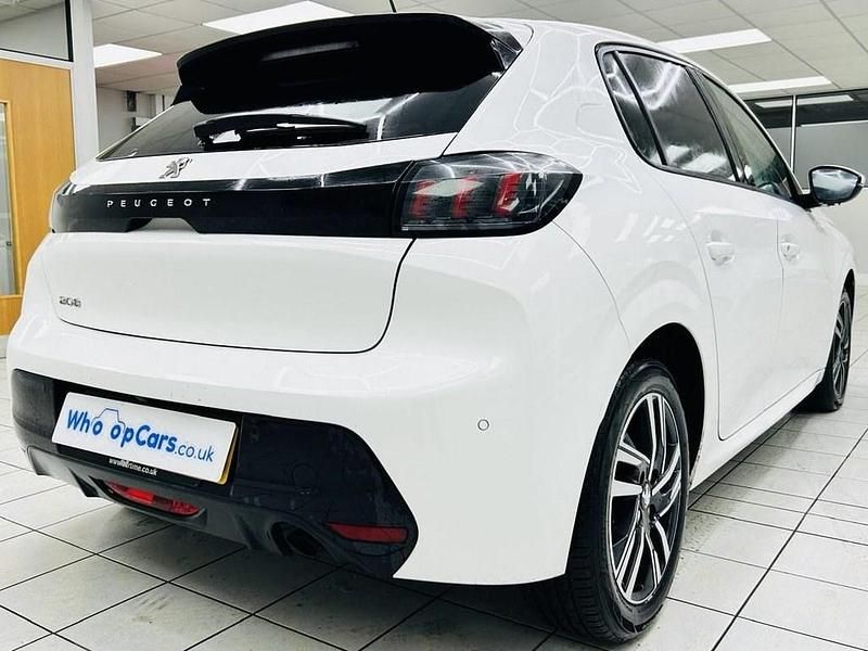 Used Peugeot 208 Allure Premium 2021 White Hatchback