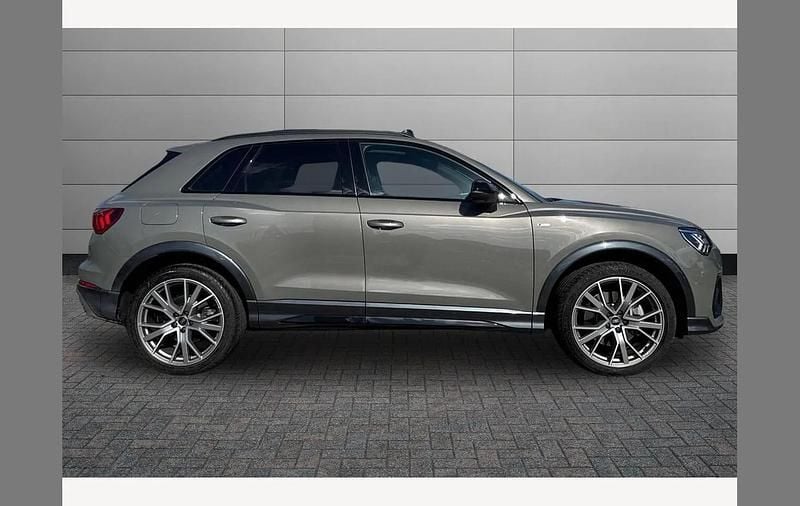 Used Audi Q3 Advanced 193 HP (141 kW) 2025 Grey SUV