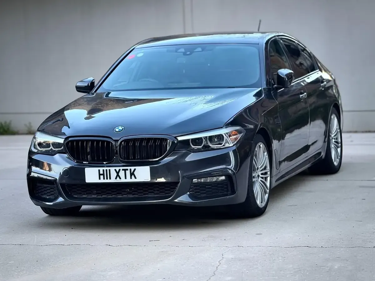 Begagnad BMW 520 M Sport 2017 Grå Sedan