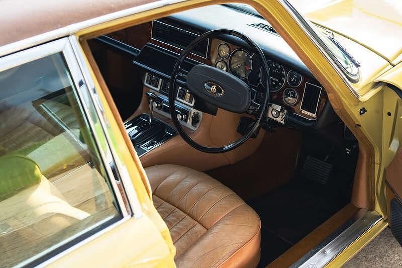 Used Daimler Sovereign 1974 Yellow