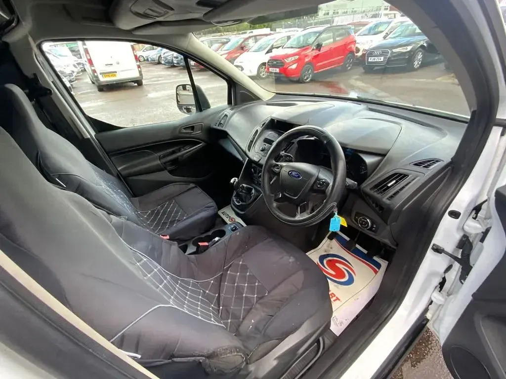 Used Ford Transit Connect 95 HP (69 kW) 2016 White MPV