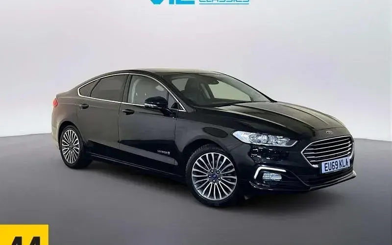 Used Ford Mondeo Titanium 188 HP (138 kW) 2021 Sedan