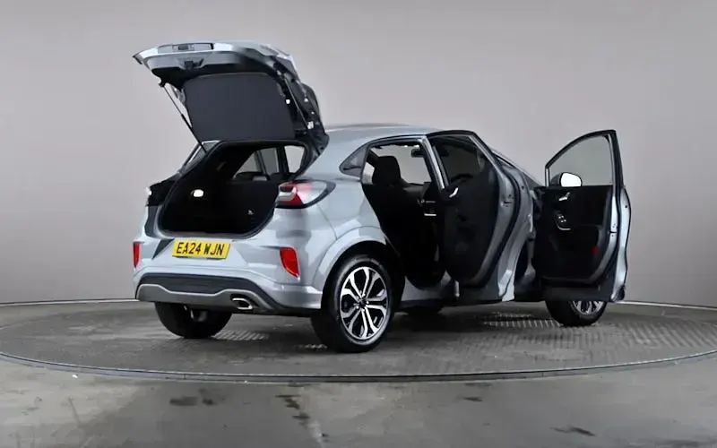 Used Ford Puma ST-Line 125 HP (91 kW) 2023 Silver SUV