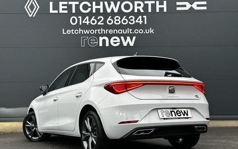 Used Seat Leon FR 204 HP (150 kW) 2023 Hatchback