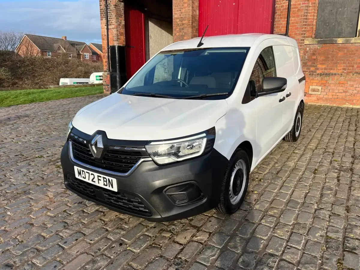 Usado Renault Kangoo 2022 Branco Monovolume