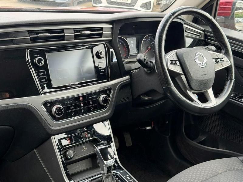 Used Ssangyong (KGM) Korando 136 HP (100 kW) 2020 Red Estate