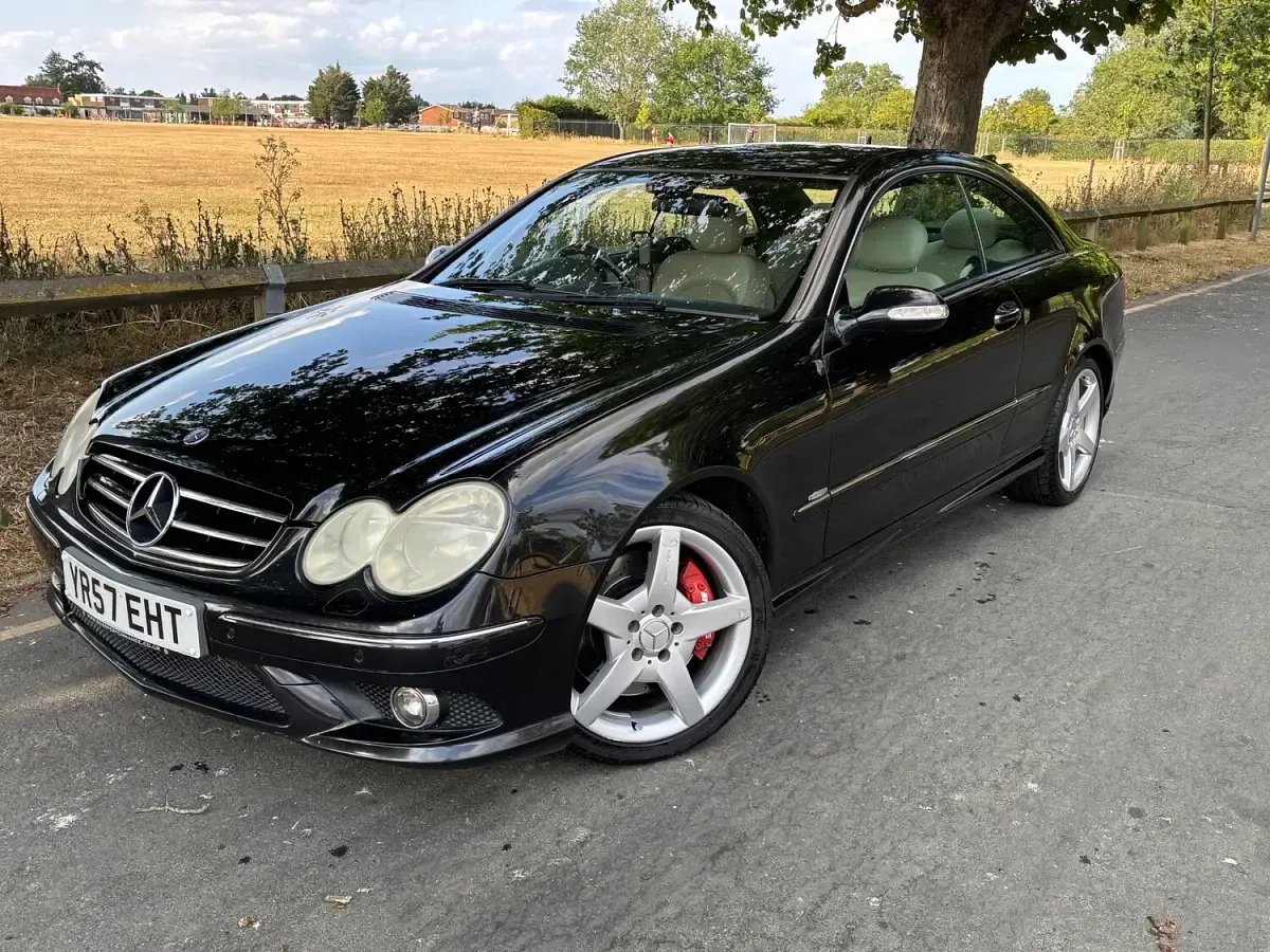 Used Mercedes CLK320 2007 Black Coupe