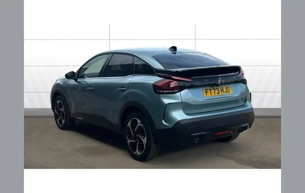 Used Citroën C4 PureTech 128 HP (94 kW) 2023 Blue SUV