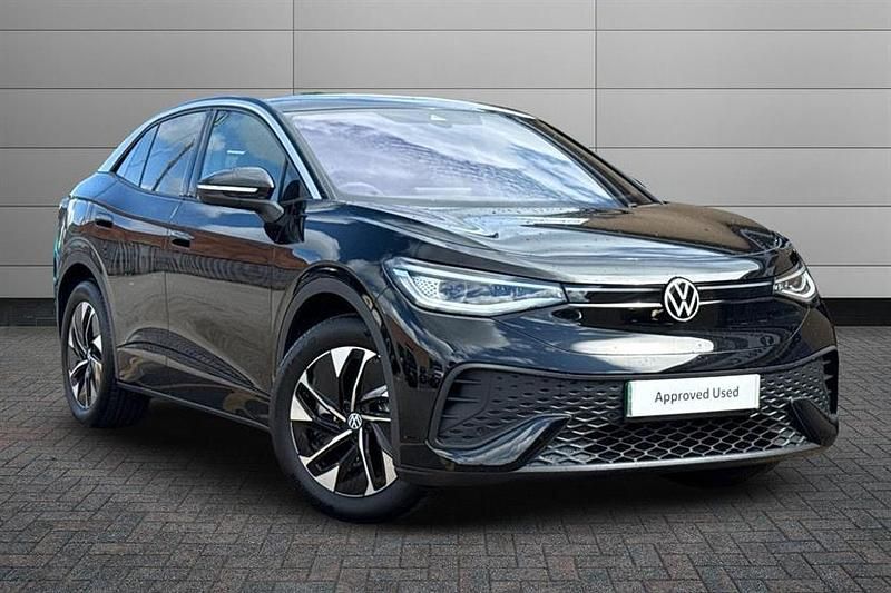 Grenadilla black New 2025 VW ID.5 Pro SUV | £31,395 (A bit pricey) - Image 1/4