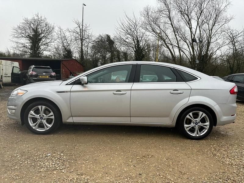 Used Ford Mondeo Titanium 2011 Silver Hatchback