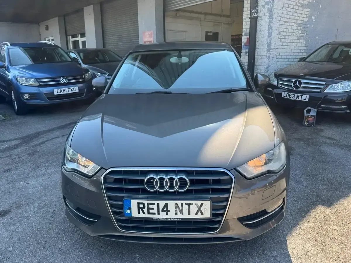 Used Audi A3 110 HP (80 kW) 2014 Grey Hatchback