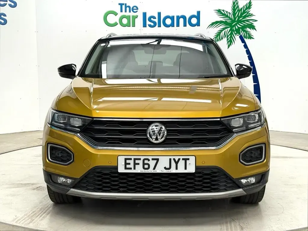 Used VW T-Roc Design 115 HP (84 kW) 2018 Yellow SUV