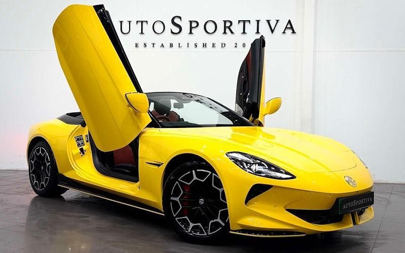 Used MG Cyberster Trophy 250 kW (340 HP) 2025 Yellow Cabriolet