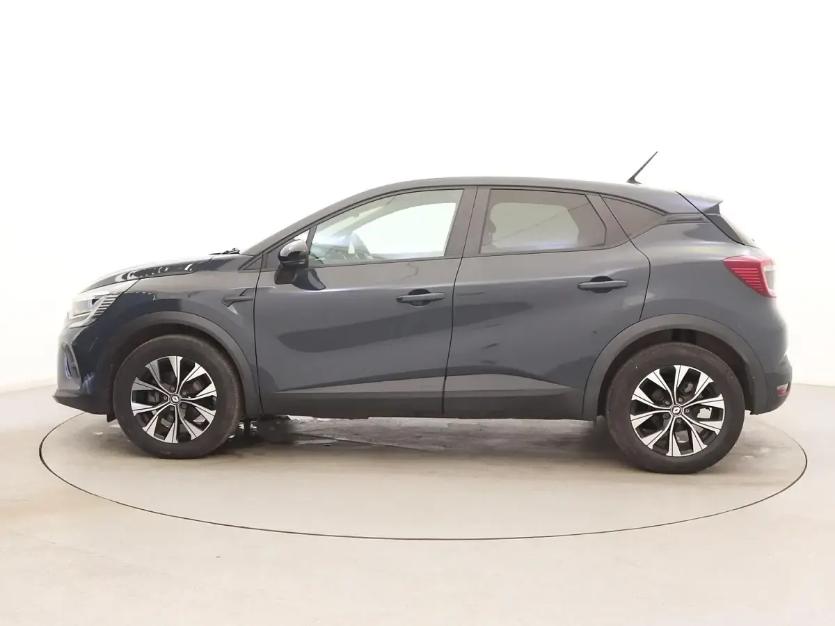 Used Renault Captur Evolution 143 HP (105 kW) 2024 Blue SUV