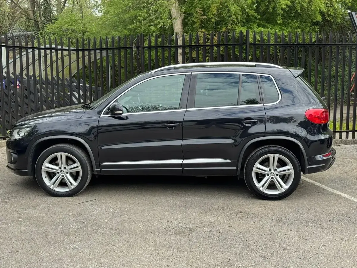 Second-hand VW Tiguan R-line 2014 Negru SUV