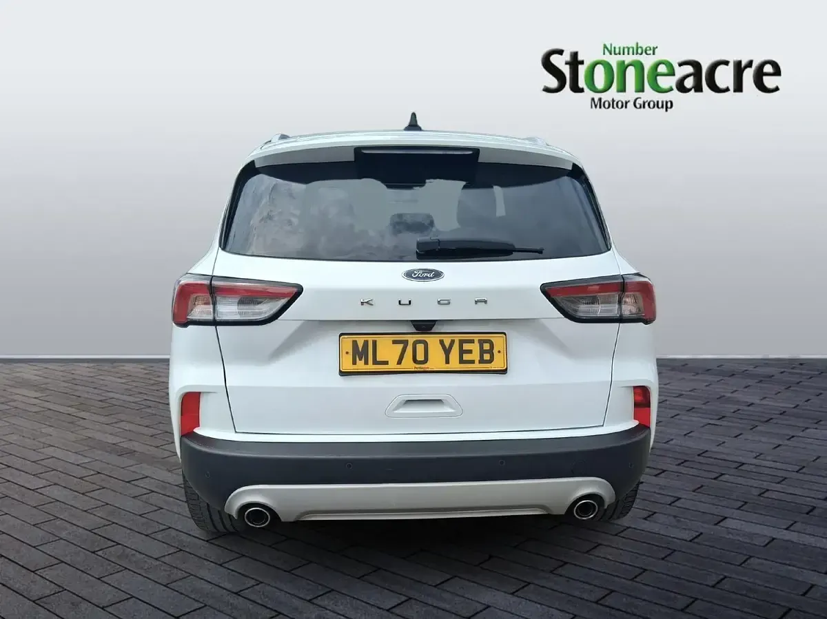 Used Ford Kuga Titanium 150 HP (110 kW) 2020 White SUV