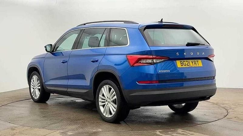 Used Skoda Kodiaq SE L 150 HP (110 kW) 2021 Race blue metallic SUV