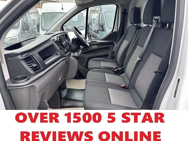 Used Ford Transit Custom 105 HP (77 kW) 2023 White Van