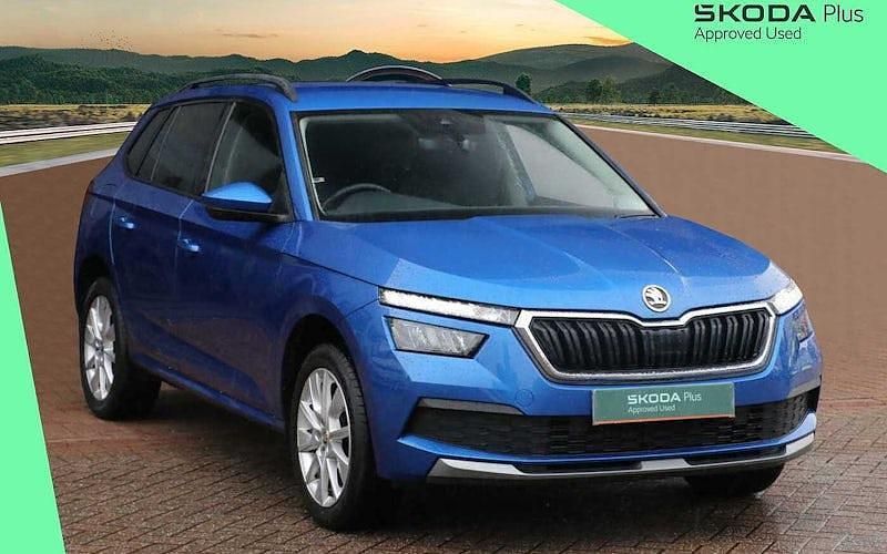 Race blue metallic Used 2022 Skoda Kamiq SE Drive SUV | £15,724 (Fair price) - Image 1/4