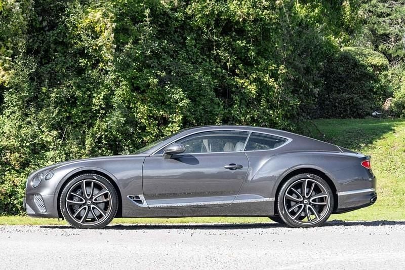 Used Bentley Continental 635 HP (467 kW) 2018 Grey Coupe