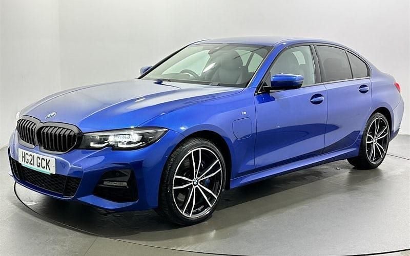 Used BMW 330e M Sport 292 HP (214 kW) 2021 Blue Sedan