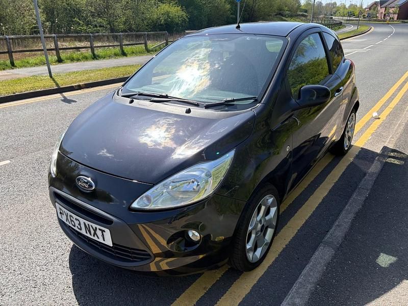 Używany Ford Ka Titanium 69 KM (50 kW) 2013 Czarny Hatchback