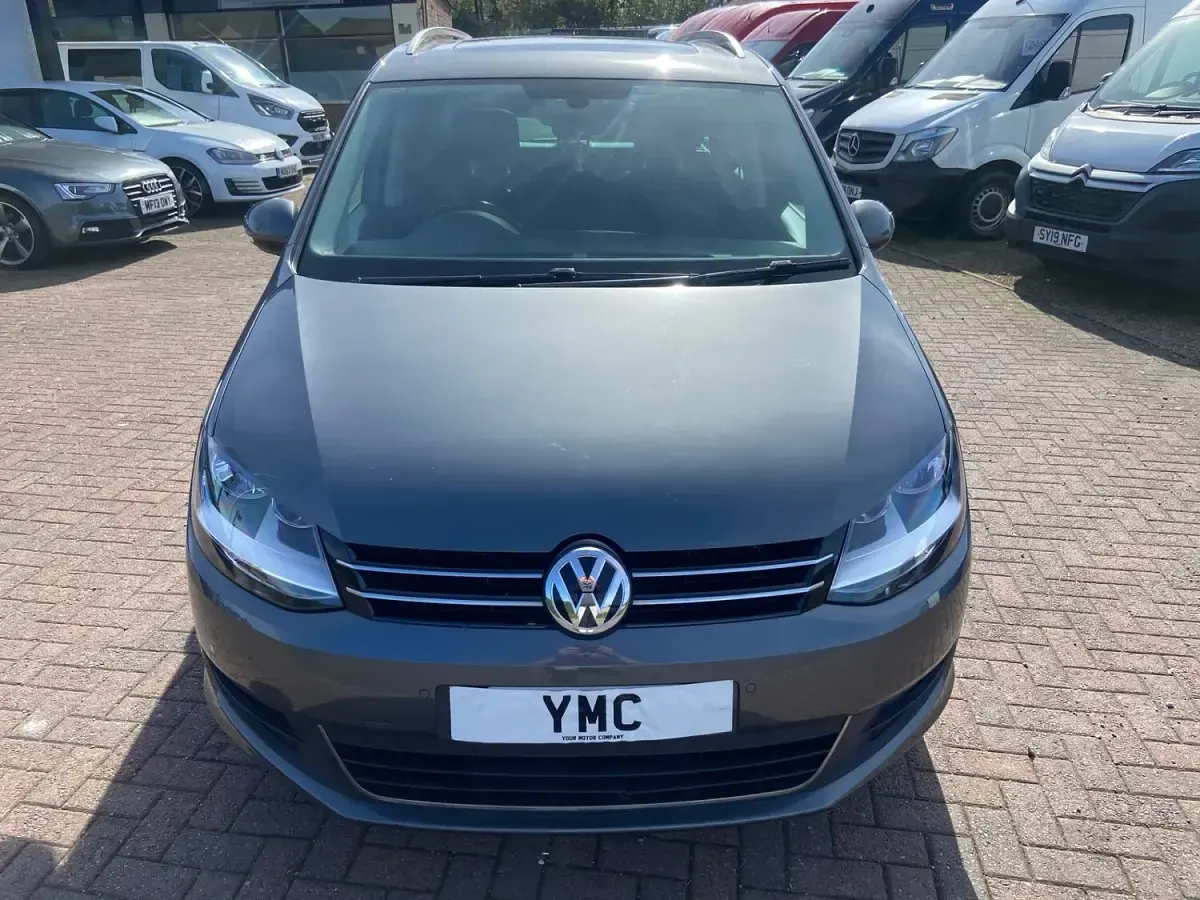Used VW Sharan SEL 177 HP (130 kW) 2016 Grey MPV