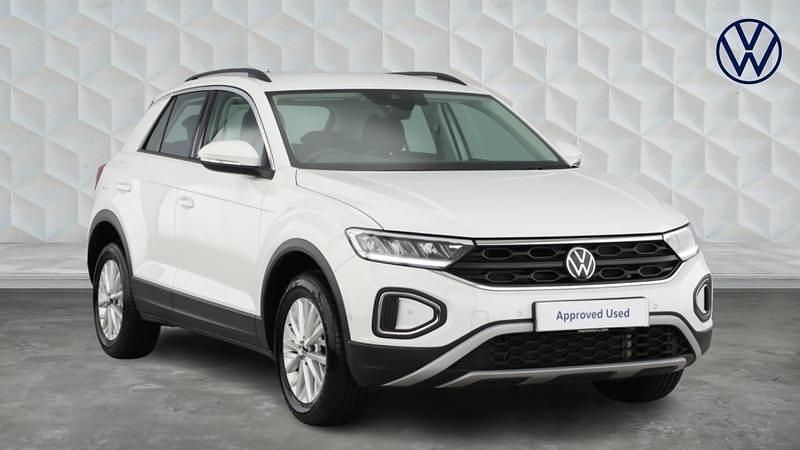 White Used 2022 VW T-Roc Life SUV | £18,000 (Fair price) - Image 1/4