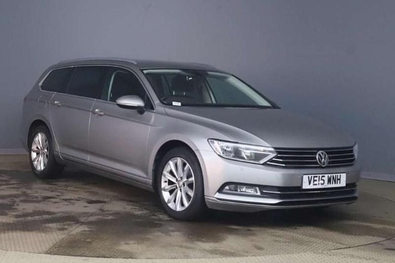 Silver Used 2015 VW Passat Business Estate | £10,360 (Fair price) - Image 1/1