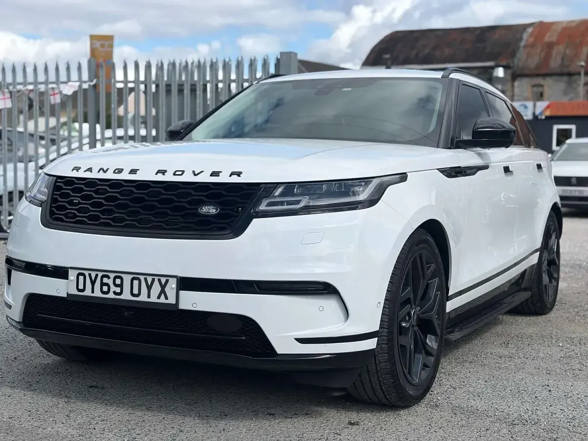 Used Land Rover Range Rover Velar HSE 236 HP (173 kW) 2019 White SUV