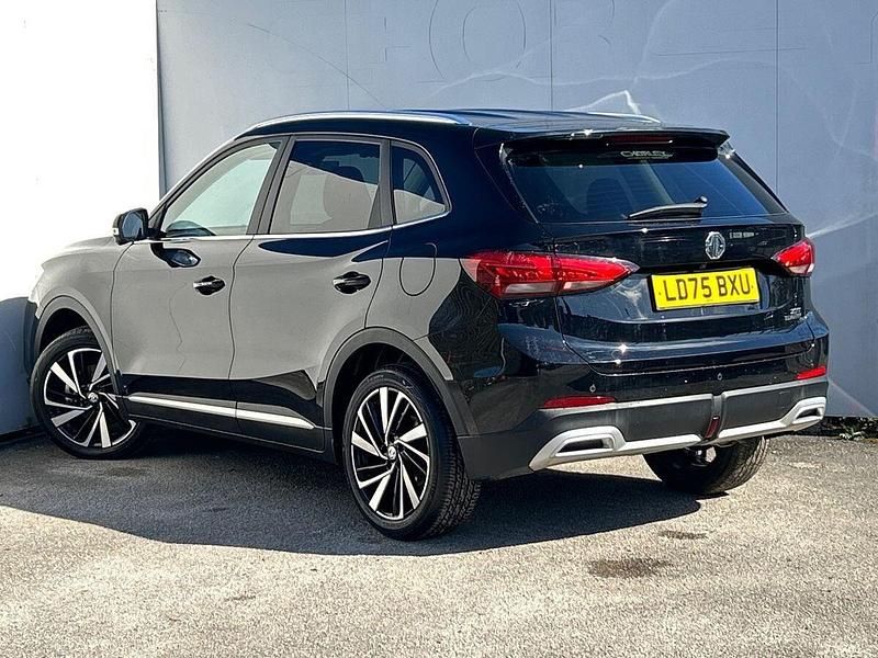 Used MG ZS Trophy 196 HP (144 kW) 2025 Black SUV