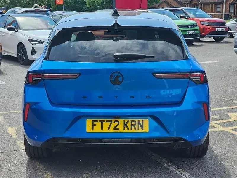 Used Vauxhall Astra Ultimate 130 HP (95 kW) 2023 Blue Hatchback