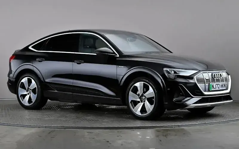 Usado Audi e-tron Sportback S-Line 300 kW (408 HP) 2022 SUV