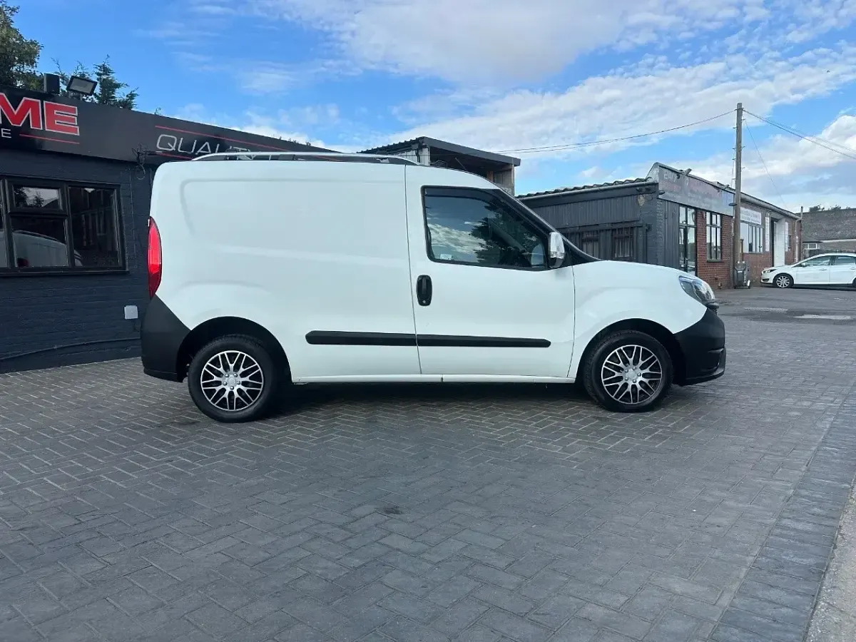 Used Fiat Doblò 2017 White MPV