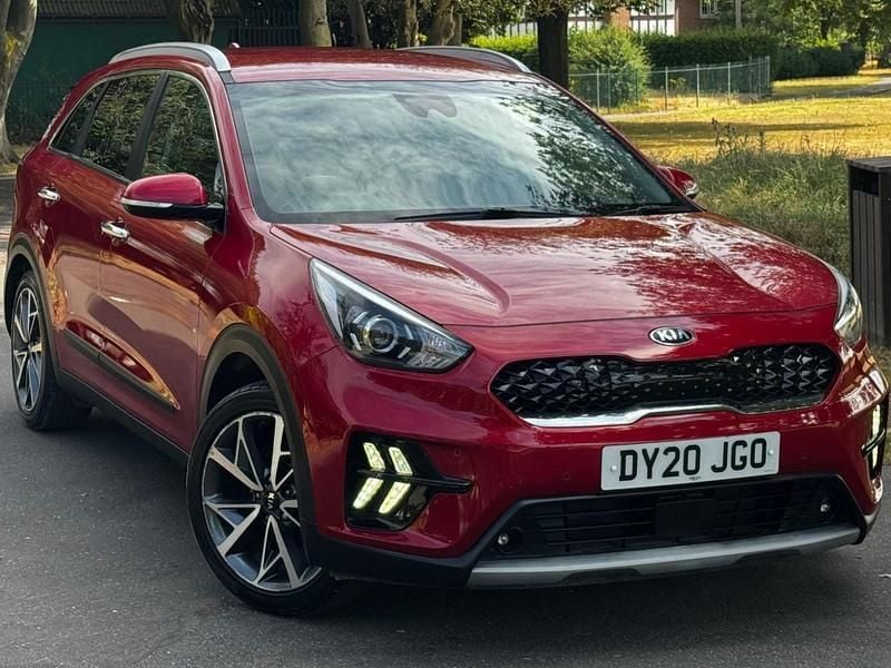 Red Used 2020 Kia Niro 3 SUV | £13,495 (Fair price) - Image 1/4